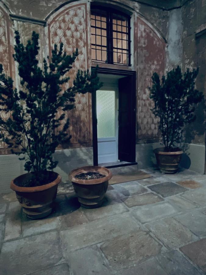Apartment In 3 Minutes From Duomo Ingresso Via Dei Piatti 米兰 外观 照片